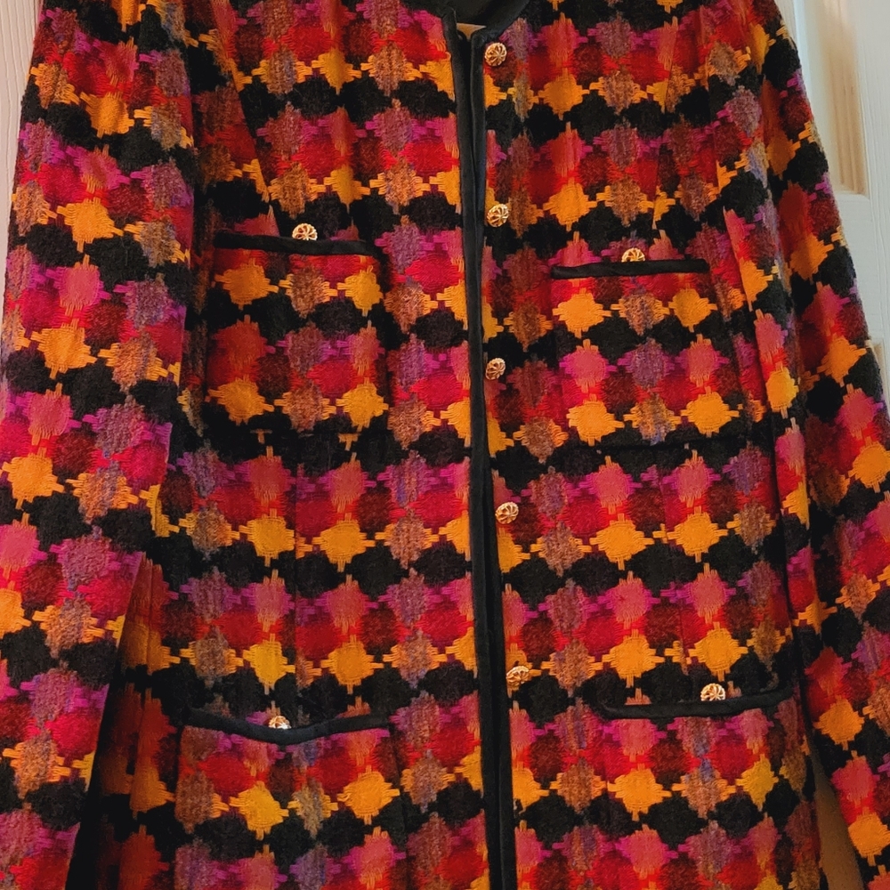 Vintage blazer with gold buttons
